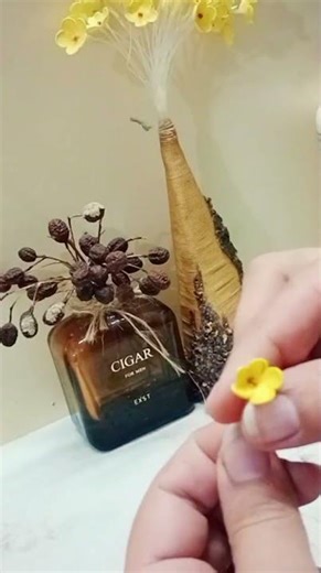 Best Last-Minute Décor Hack – Simple Flower DIY