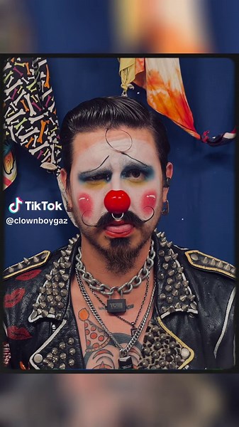 Been Clowning Around! @Top RawMen @D. Volkart @bescottornot @Fidget #clowningaround #clowncheck #gothclown #clownqueen #clownmakeup #clownboy #makeupartist #clown