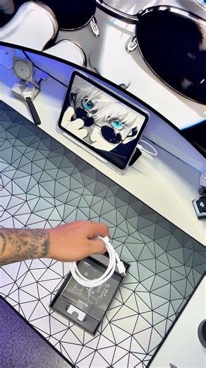 Unboxing the Logitech G502 X Plus 🖱️✨