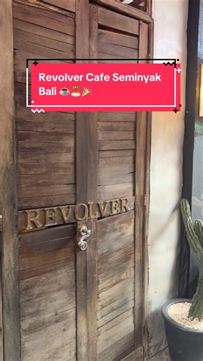 Loved this cafe in Seminyak for a quick snack after our afternoon massage #revolverseminyak #bali #seminyak #seminyakbali #balifood 😍