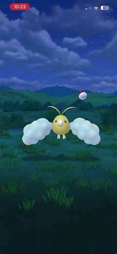 Catching a shiny Swablu! #pokemon #pokemogo