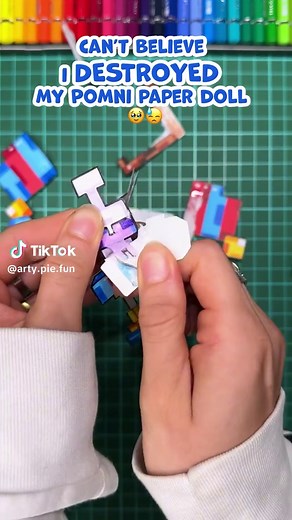 Pomni Horror Minecraft Build – Evil Pomni Paper Doll
