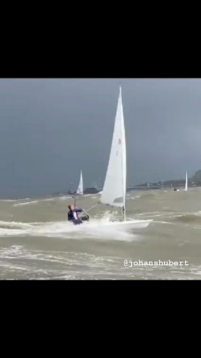 24K views · 370 reactions | Here’s how to surfing the waves with a laser #lasersailing #sejlerlandsholdet #sailing | Sail Republic | Facebook