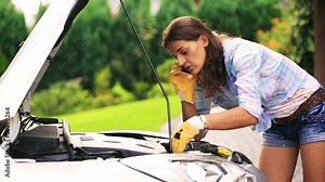 Woman calling and asking for help because of her broken car