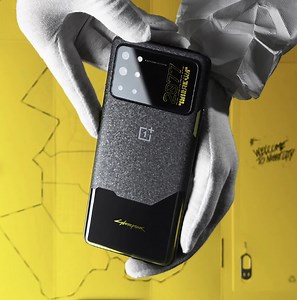 OnePlus 8T Cyberpunk 2077 Limited Edition Smartphone Unveiled, Here's a Hands-On Look