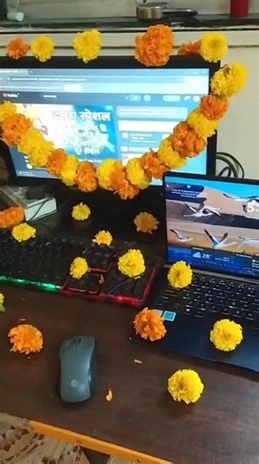 Laptop + Desktop Combo Setup | Tech Desk Tour"