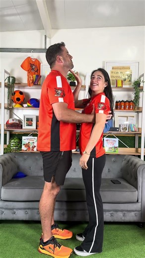 Ha ha I love messing with Daniel .. #couplecomedy #officehumor #couplechallenge