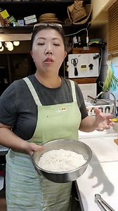 蔡季芳（阿芳老師） - 北部燒肉粽 這樣包很方便