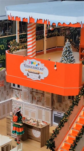 Hello from Manta, Ecuador! 🇪🇨🌊 Just arrived in the coastal city of Manta, and WOW—this place greets you with sunshine, sea breeze, and the smell of fresh seafood drifting through the air. 🐟🌴 The waterfront is buzzing with energy—fishing boats coming in, locals selling handmade goods, and vendors offering the real Panama hats (yep, they’re actually from here!). I’m soaking it all in, but now I need your help 👇👇 💬 What should I do first in Manta? 1️⃣ Try ceviche from a local food stall 2️⃣