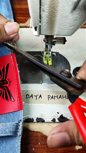 Easy Way to Attach a Jeans Label #sewing