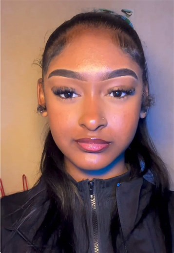 Tuto sourcils chill vybz 🌇✨ #tutosourcils #sourcils #eyebrows #makeup #loanasj #artist #love