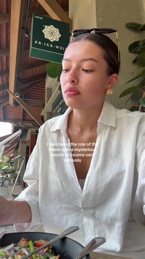 Bronnie (@bronwynlara)’s videos with original sound - 2000s pop hits