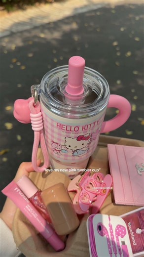 Obessed with my new pink hello kitty tumbler cup💞✨ #hellokitty #sanrio