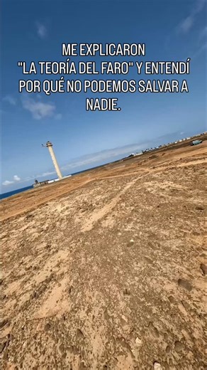 Alena on Instagram: "LA TEORÍA DEL FARO Un faro no persigue barcos. No se mete al mar cuando hay tormenta. No empuja, no grita, no se desgasta intentando convencer. Permanece en su lugar. Firme. Con la luz encendida. Cada persona va en su propio barco. Y encuentra la luz... cuando está lista. Por mucho tiempo confundí amor con carga. Lealtad con aguantar. Ayudar con abandonarme. Hasta que entendí que mi trabajo no es controlar el rumbo de nadie. Mi trabajo es cuidar mi luz. Sostener mi fe. Poner