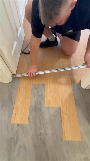 527K views · 924 reactions |  How to - perfect doorways first time everytime  #tips #diy #howto #teirnanmccorkell #pipeeasy #flooringinstaller #manchester #stockport #reel #fypage | Solutions Made Easy | Facebook