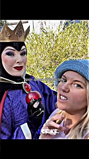 evil queen❌️ savage queen✅️ #disneyland #snowwhite #evilqueen