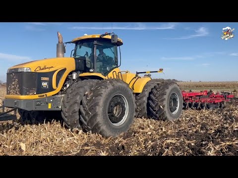 Middle America - Ripping the Fields - Two Agco Challenger MT975B Tractors pulling Sunflower Rippers