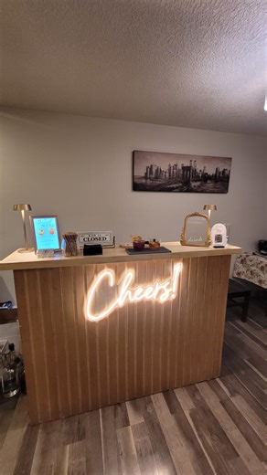 Side Bar | Mobile Bar Service on Instagram: "At last… bold flavours, crystal-clear ice 🥃🌺 . #mobilebar #bartending #mobilebar"