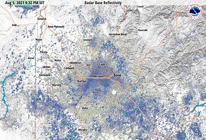 A strong thunderstorm outflow boundary is moving into the Boise metro area, reaching Boise around 10pm MDT. Wind gusts of 30-40 mph have been observed. Take shelter from blowing debris. #IDwx | US National Weather Service Boise Idaho