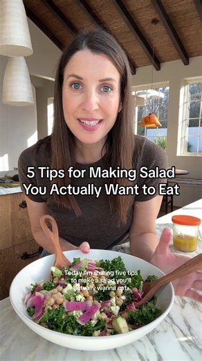 5 tips for making a salad you actually crave. And yes, the citrus dressing is the star of the show ✨ Want the recipe? Let me know if I should share it! Salad ingredients: 3 large kale leaves, stems removed, leaves torn into small pieces 1 (15 ounce) can chickpeas, drained and rinsed 1 cup thinly sliced radishes, cut into matchsticks ½ cup crumbled feta 1 avocado, pitted and cubed ⅓ cup chopped pistachios ⅓ cup chopped pitted dates Sea salt and freshly ground black pepper, to taste Citrus Vinaigr