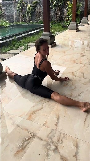 Can you repeat? 😜 Chebyjane #shorts #yoga #stretching