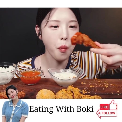 Crispy Bburinkle Chicken with Cheese Balls & Fried Shrimp. Mukbang ASMR. Eating with Boki 🍗🥓🥐🍘. .... Boki Mukbang 🤤❤️..... #fypviral #fypシ #fypageシ #reelsfypシ #fypシ゚viralシfypシ゚viralシalシ #reelsviralシ #reelsvideoシ #fypシ゚viralシ #fypシ゚viralシfypシ゚ #fypviralシ #funny #mukbang #mukbangasmr #bokimukbang #explore #foryouシ #tiktok #trend #food #foodie #foodlover #eat #eating #eatclean #eatingshow #asmr #asmrsounds #asmreating #asmrvideo #asmrfood #instadaily | Eating with Boki