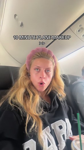 10 Minute Plane Makeup Tips for Travelers