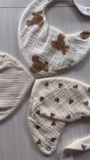 Cotton Gauze Baby Bibs 3-pack, Teddy & Hearts Print, Newborn Gift - Etsy