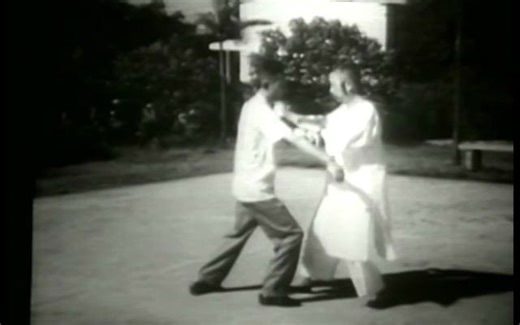 郑曼青Cheng Man Ching -Push hands play - YouTube