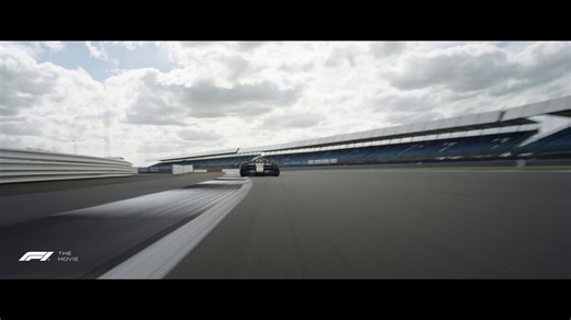 モータースポーツに、挑む。 それが、クルマを構成する、あらゆる要素を鍛え上げる。 Mercedes-AMGが制作チームをサポートした映画『F1®／エフワン』がいよいよ6月27日(金)に公開。 劇中に登場するMercedes-AMG GT 63 4MATIC APXGP Editionの、ダイナミックな走りを一足先に動画でご体感ください。 ナレーション：#森本慎太郎 ( #SixTONES ) #MercedesBenz #メルセデスベンツ #MercedesAMG #MercedesAMGGT #F1 #エフワン #映画F1 | メルセデス・ベンツ日本／Mercedes-Benz Japan