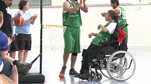 9.9K views · 85 reactions | Connaissez-vous le Baskin ? Cette discipline créée en Italie et dérivée du basket, permet à des handicapés et des valides de jouer ensemble. Une pratique que l'association OreaBaskin Nantes tente de développer. | Télénantes | Facebook