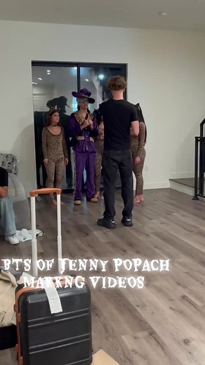 Jenny Popach: Behind the Scenes of Halloween Fun