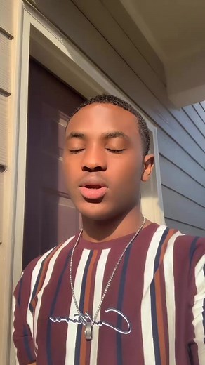 Talking about hakunamatara 😂 #fyo #greenscreen #hakunamatata #foryou #allove #swahili #tiktokindia