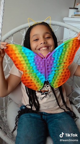 Explore Lisa VK's Fidget Collection with This Fun Sound!