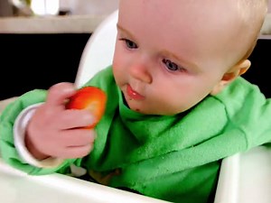 Getting started with baby-led weaning (video)