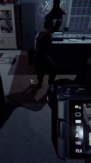 Finding and reacting to rare tarot cards in Phasmophobia