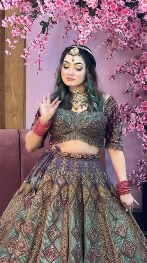 Lehenga Dance Video: 50kg Lehenga Challenge ft. Jamaica | Trisha Extension & Beauty Zone