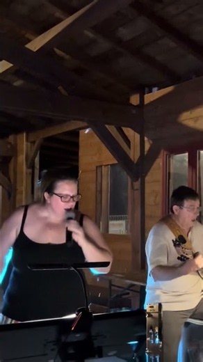 Extrait Live, The 2 of Us chante Sweet home Chicago #thebluesbrothers #chicago #concert #dordogne
