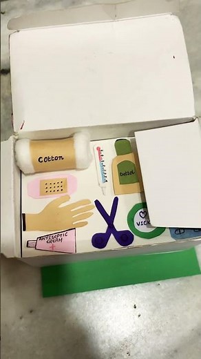 First aid box paper model⛑️#papercraft#firstaid #craftideas #paperart #paperbox#trendingaudio ⛑️
