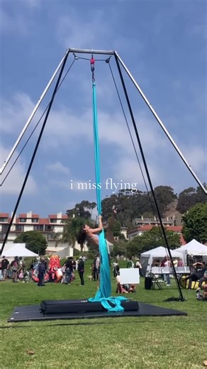 my niche #aerialsilks #circus #acrobatic #flexible #yoga | aerial silks