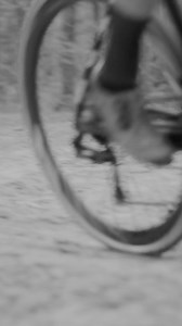 Ridley Bikes X-Night RS built for cyclocross Ridley Bikes X-Night RS built for cyclocross Cyklen, som Ridley Racing Team og Pauwels Sauzen Altez Industriebouw brillerer på i feltet. Superlet carbonstel med ren racergeometri, præcise køreegenskaber og generøs dækfrigang til ujævnt terræn. Skuldervenligt overrør til hurtige løb i sandet. Besøg os for rådgivning, tilgængelighed eller kontakt Rasmus 22338689 #Ridley #XNightRS #RidleyBikes #Cyclocross | Sæby cykler