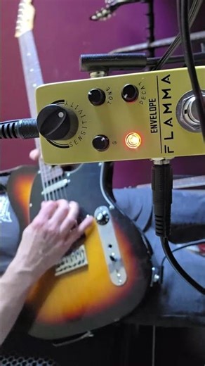 Fender Blacktop Telecaster Baritone vs Flamma Envelope Filter