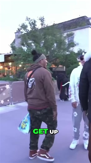 The neon streamer (@neonstreamer2)’s videos with original sound - The neon streamer