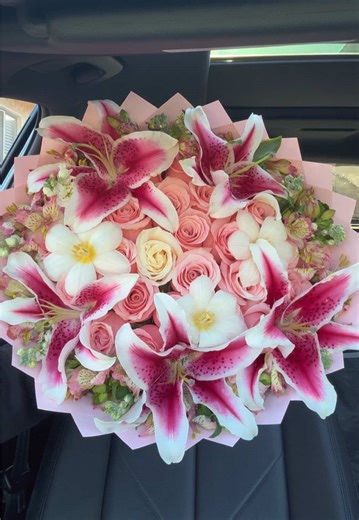 Beautiful Blooms: Long Beach Florist Specializing in Lilies