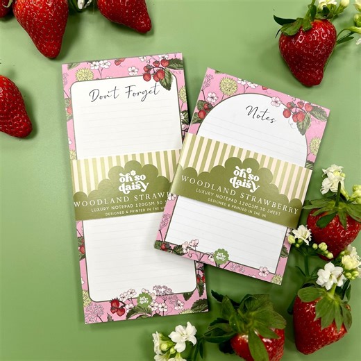 Blocco note con fragole di bosco, cancelleria da scrivania Cottagecore, carta riciclata - Etsy Italia