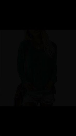 Stylish Fall V-Neck Tops for Every Occasion