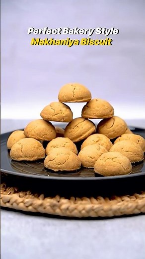 Surat की मशहूर Makhaniya Biscuit | 10 सेकंड में Melt-in-Mouth Taste