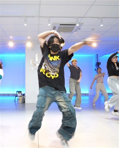 Beginner Hip Hop Dance Class Every Sunday
