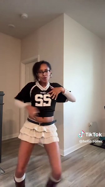 Learned this as soon as I saw it 😩 #hellosoller #viral #fyp #trend #fy #fypageシ #dancecover #dance