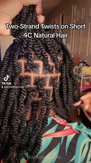 Two-Strand Twists on Short 4C Natural Hair #rubberbandmethod #extensions #protectivestyles